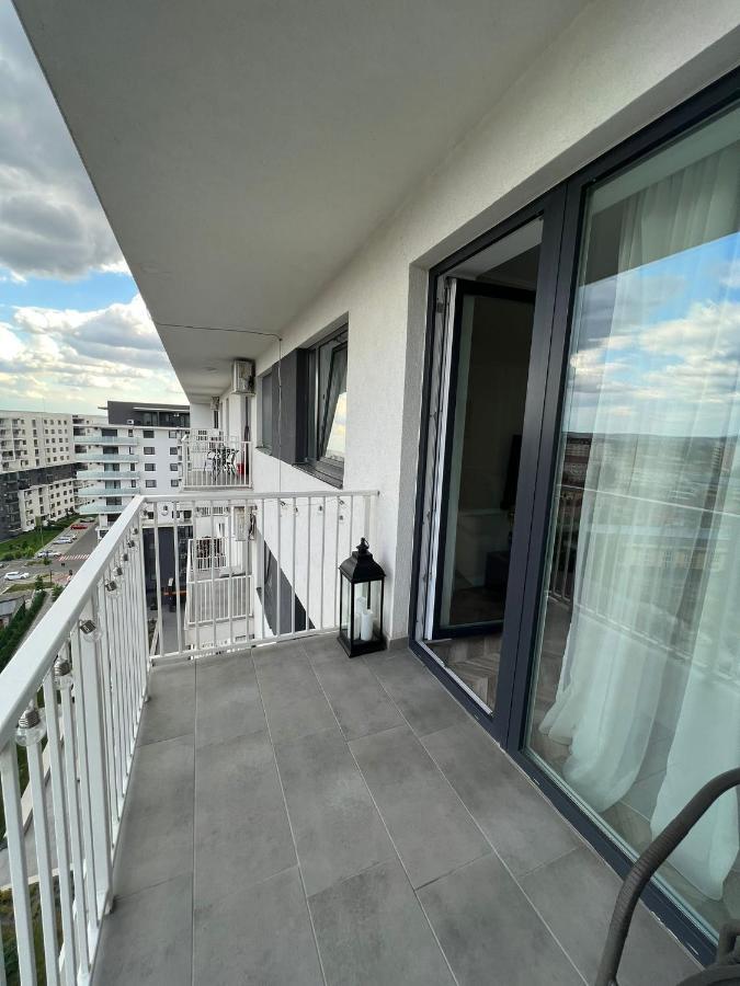 Glim Suite Oradea Exteriör bild